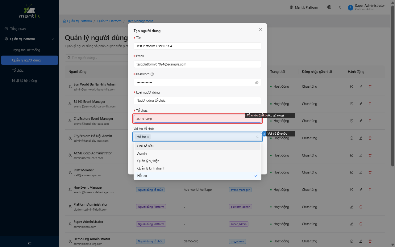 Chọn Người dùng tổ chức, đang mở dropdown Vai trò